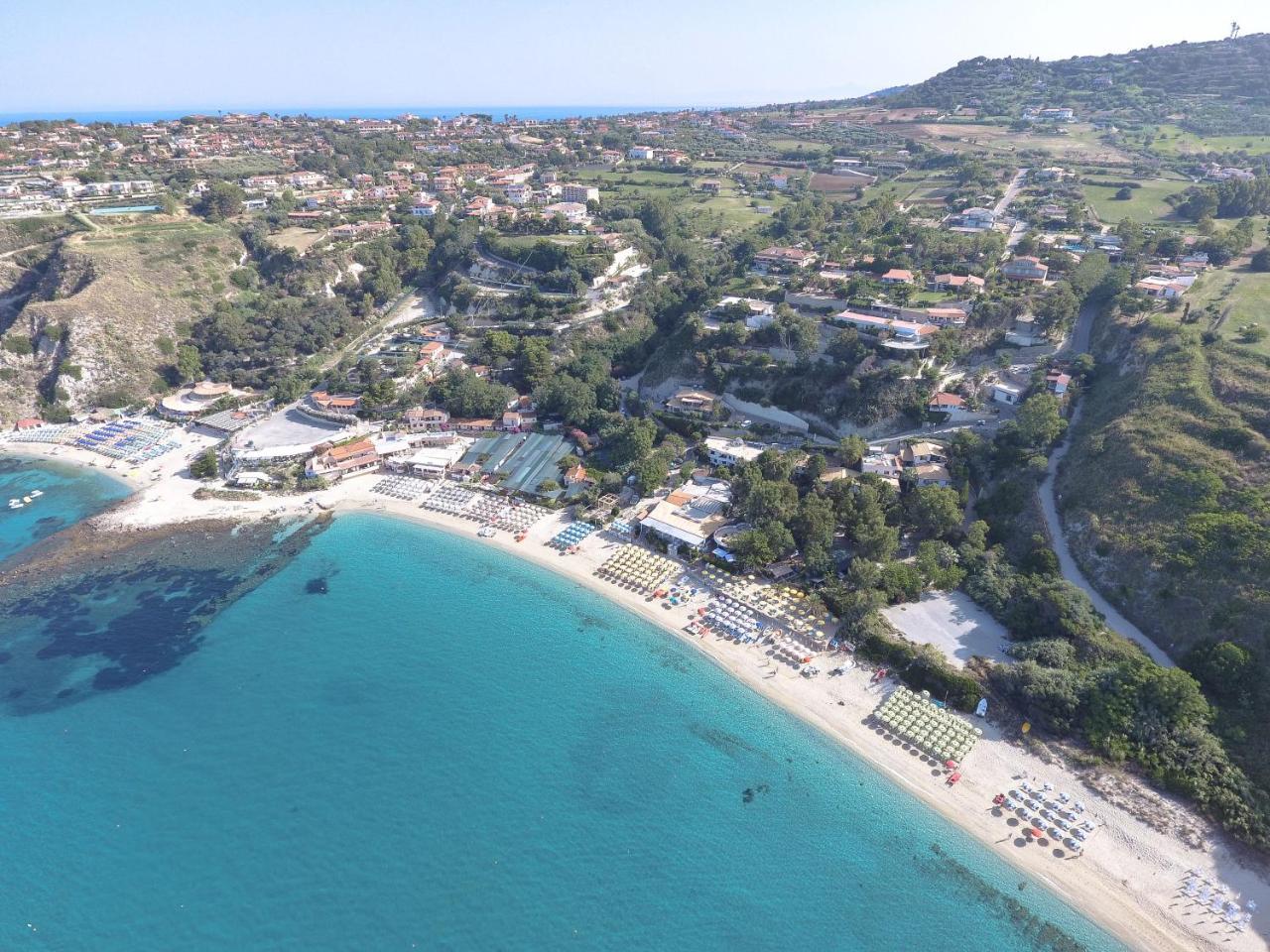 Hotel Residence Costa Azzurra Capo Vaticano Exterior foto